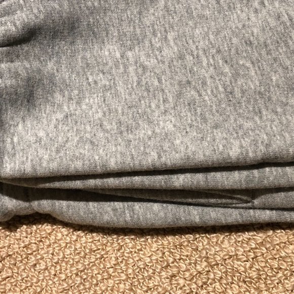 Aritzia Grey Boyfriend Sweatpants - Picture 5 of 7
